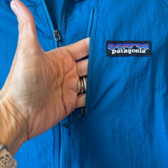 Patagonia Hooded Jacket - Picture 2 of 9